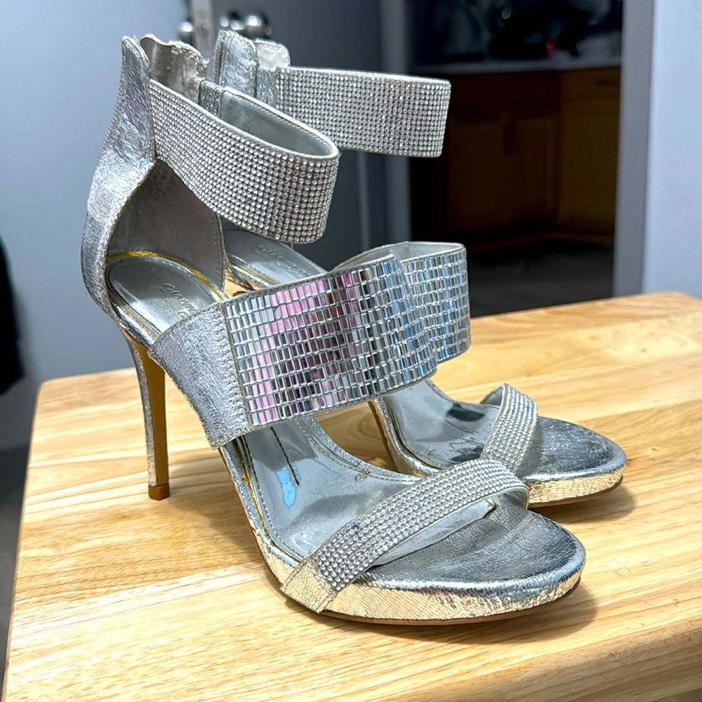 Silver diamonds strapped sandal heels with zipper in the back